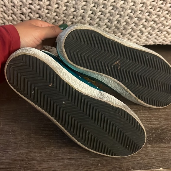 Golden Goose Sneakers - Picture 6 of 6